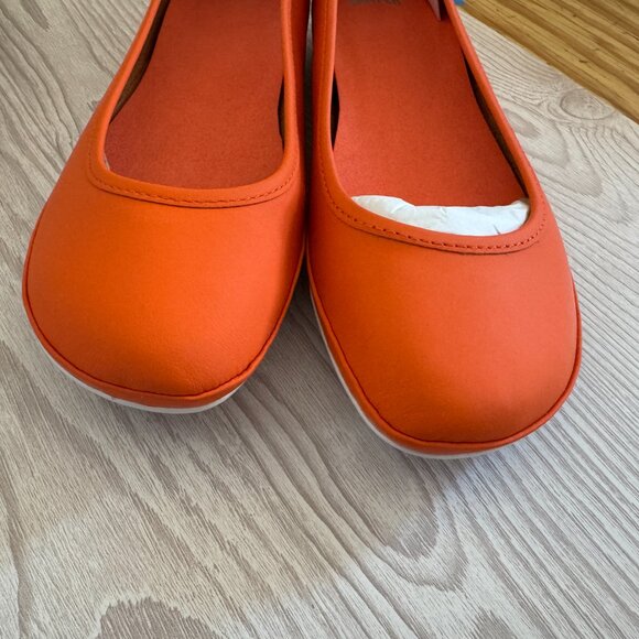 NIB Camper Right Nana flats Velocity Orange EU40 - Picture 8 of 9